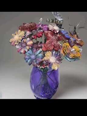 16 Daisies & Butterflies Wax Flower Bouquet